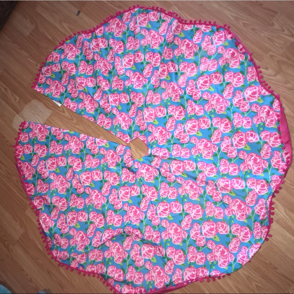 Lily Pulitzer inspired tree skirt!💕